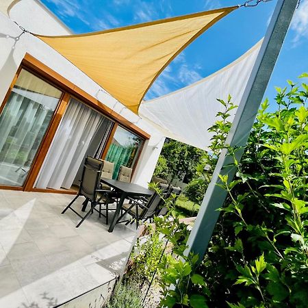 Babvirag Porta Fonyodliget Villa Екстериор снимка
