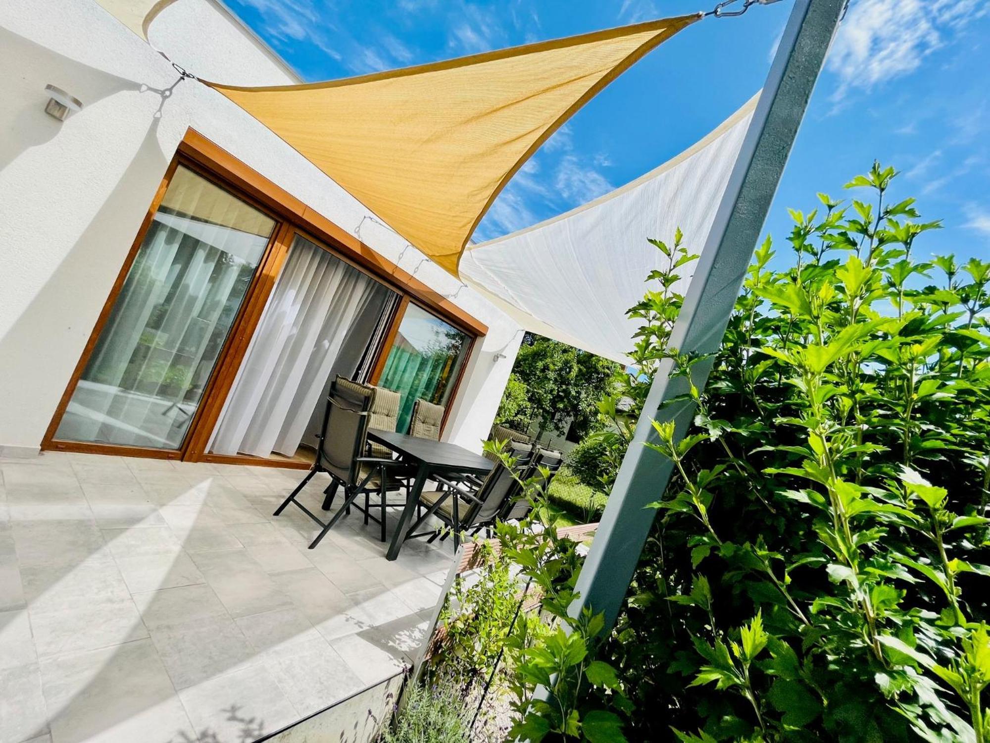 Babvirag Porta Fonyodliget Villa Екстериор снимка